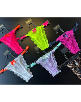 Calcinha em Renda Neon