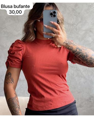 blusa-feminina-canelada-gola-alta-manga-bufante-atacado-rua-44-goiania-4 