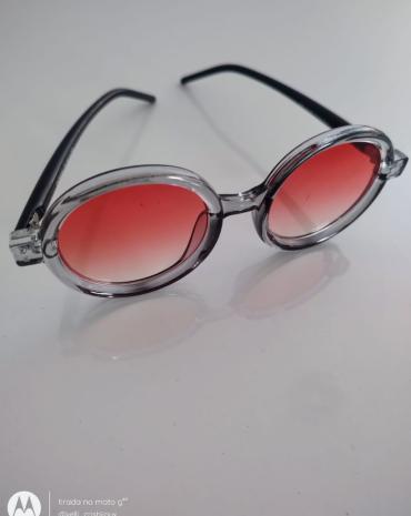 oculos-feminino-redondo-armacao-transparente-atacado-rua-44-goiania 