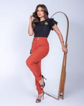 T-Shirt Feminina Preta Bordada Atacado na Rua 44 em Goiânia