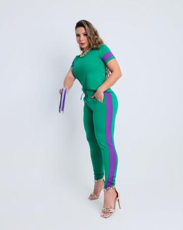 conjunto-feminino-no-moletinho-calca-com-faixa-lateral-e-blusa-atacado-rua-44-goiania 