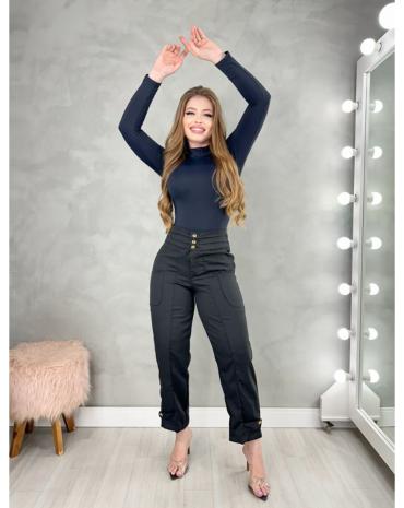 calca-alfaiataria-feminina-preta-detalhe-em-botoes-atacado-rua-44-goiania 