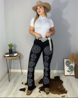 Calça Jeans Feminina Estilo Country Bordada Strass