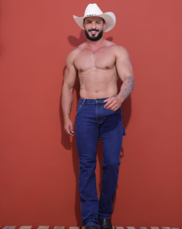 calca-jeans-masculina-escura-country-atacado-rua-44-goiania 