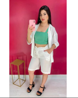 Conjunto Alfaiataria Branco 3 Peças Bermuda Camisa e Cropped