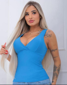 Blusa Básica com Decote e Alcinha