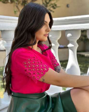 blusa-com-perolas-na-manga-atacado-rua-44-goiania 