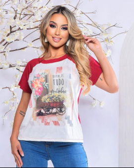 Blusa Feminina com Estampa e Frase