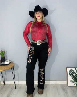 Calça Feminina Country Bordada com Flores