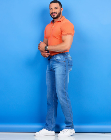 calca-jeans-masculina-com-bolsos-atacado-rua-44-goiania 