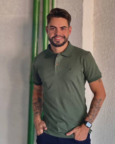 camisa-masculina-polo-verde-militar-atacado-rua-44-goiania 
