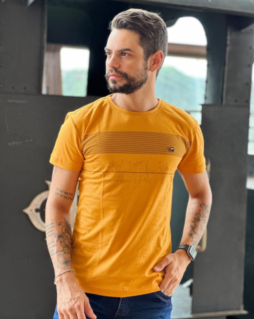 camiseta-masculina-com-listras-na-frente-atacado-rua-44-goiania 