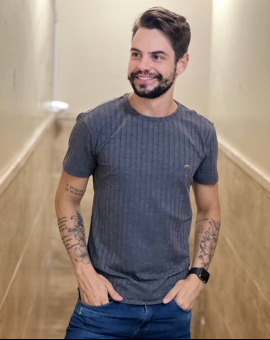 Camiseta Masculina Gola Redonda