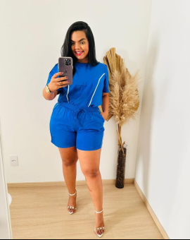 Conjunto Plus Size Blusa e Short Elegante