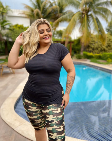 blusa-dryfit-plus-size-preta-atacado-rua-44-goiania 