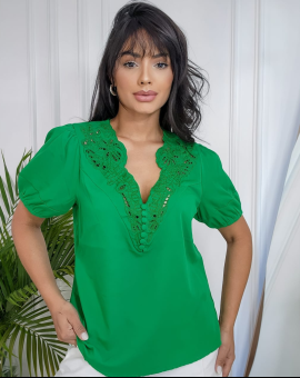 Blusa Feminina Elegante com Bordado
