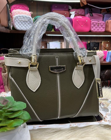 bolsa-social-feminina-em-couro-reforcada-atacado-rua-44-goiania 