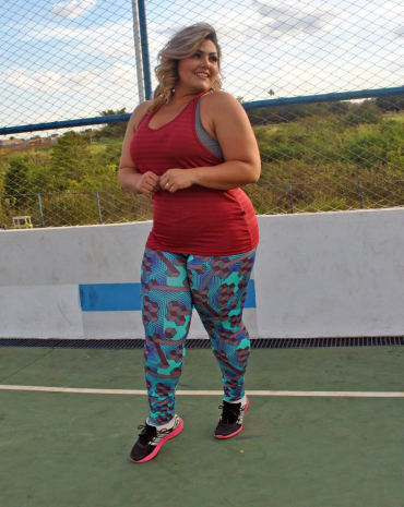 calca-fitness-plus-size-feminina-estampada-atacado-rua-44-goiania 