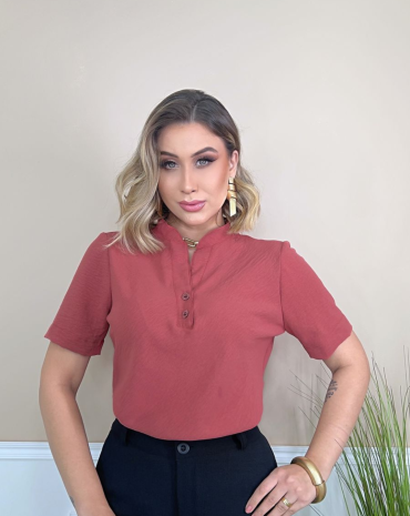 camisa-feminina-gola-padre-atacado-rua-44-goiania 