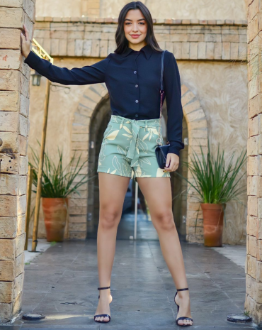 camisa-social-feminina-lisa-atacado-rua-44-goiania 