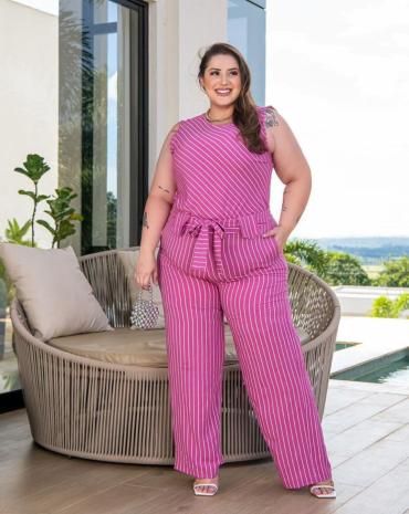 conjunto-plus-size-risca-de-giz-calca-e-regata-atacado-rua-44-goiania 