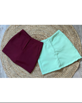 Saia Curta Casual em Alfaiataria