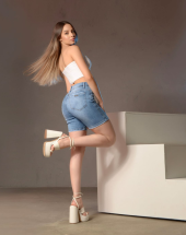 Short Jeans Feminino Meia Coxa Claro Atacado na Rua 44 Goiânia