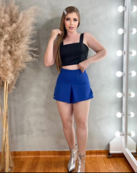 Short Saia Estiloso Liso