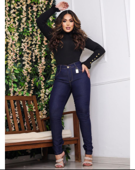 Calça Feminina Jeans Lavagem Escura Básica