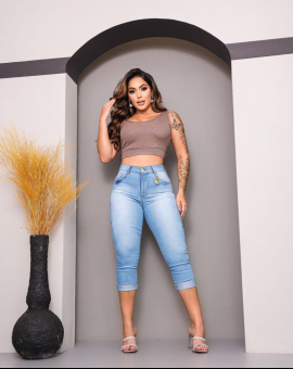 Calça Jeans Capri Feminina Sky Clean