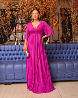 Vestido Longo de Formatura com Decote