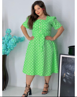 Vestido Plus Size Midi Poá Verde