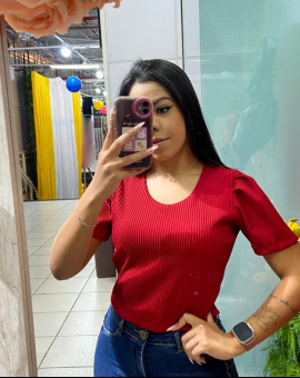 Blusa Canelada Vermelha Manga Princesa