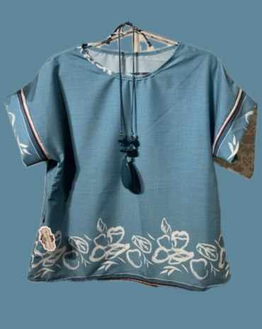 blusa-plus-size-com-barra-feminina-azul-atacado-rua-44-goiania 