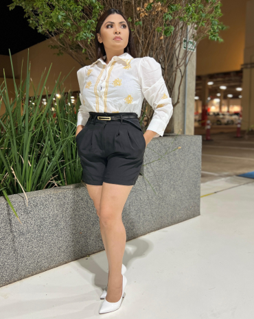 camisa-social-feminina-manga-princesa-bordada-atacado-rua-44-goiania 