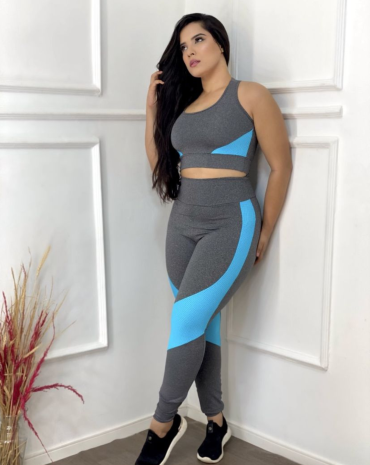 conjunto-fitness-feminino-de-treino-legging-e-top-atacado-rua-44-goiania 