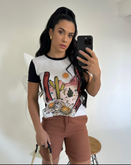 T-Shirt Premium Feminina com Estampa