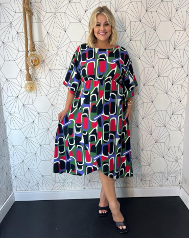 vestido-midi-plus-size-soltinho-com-estampa-atacado-rua-44-goiania 