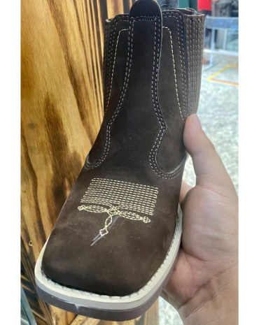bota-masculina-bisao-de-couro-atacado-rua-44-goiania 