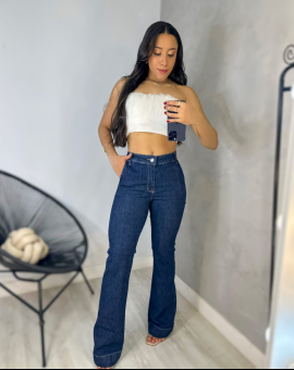 Calça Jeans Feminina Flare Lavagem Escura
