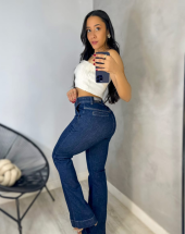 Calça Jeans Feminina Flare Lavagem Escura Atacado na Rua 44 Goiânia