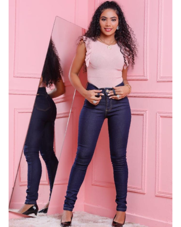 calca-jeans-feminina-skinny-cintura-alta-lavagem-escura-atacado-rua-44-goiania-2 