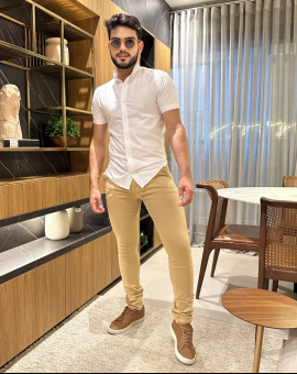 Calça Jeans Masculina Skynny Bege com Elastano