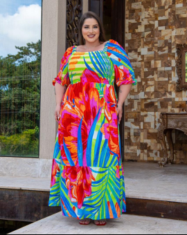 Vestido Plus Size Longo Evangélico com Estampa Tropical