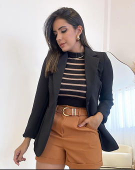 Blazer Social Feminino em Alfaiataria Preto