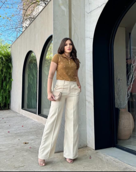 Calça Pantalona de Alfaiataria Off White Cintura Alta