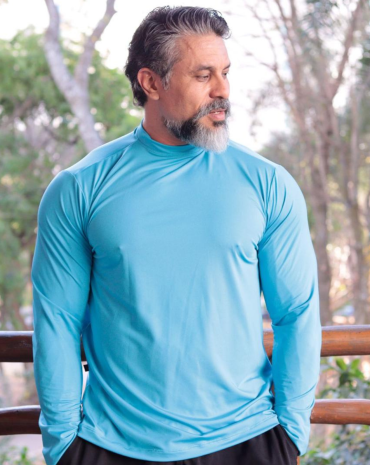 camisa-masculina-com-protecao-uv-gola-alta-atacado-rua-44-goiania 