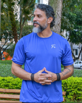 Camiseta Masculina de Treino com Proteção UV