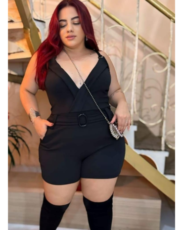 macaquinho-plus-size-com-decote-v-preto-atacado-rua-44-goiania 