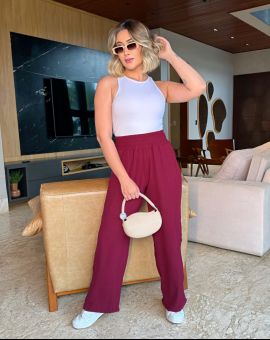 Regata Feminina Cavada Branca Básica